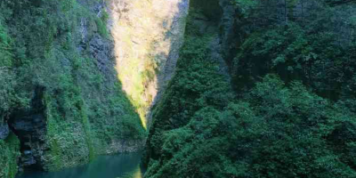 湖北屏山风景区：最佳旅游景点与红色文化深度体验